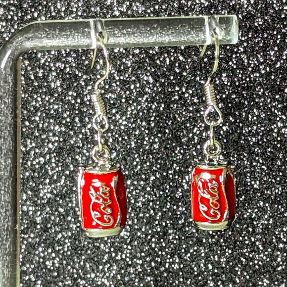 Jewelry - Coke red can drop earrings